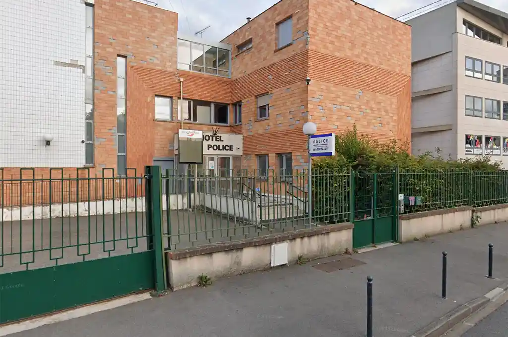 Chartres : Pronostic vital engagé pour un adolescent poignardé dans la rue, deux mineurs interpellés
