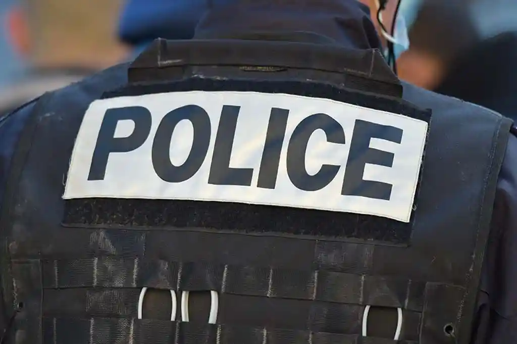 Refus d'obtempérer en Seine-et-Marne : le chauffard tente de percuter un policier